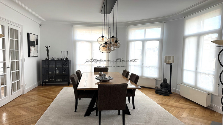 Ma-Cabane - Vente Appartement LA MADELEINE, 151 m²