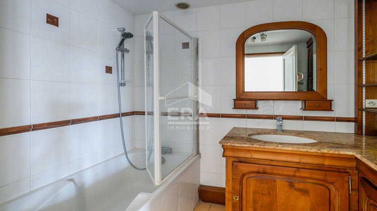 Ma-Cabane - Vente Appartement LA MADELEINE, 159 m²