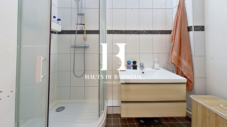 Ma-Cabane - Vente Appartement La Madeleine, 59 m²