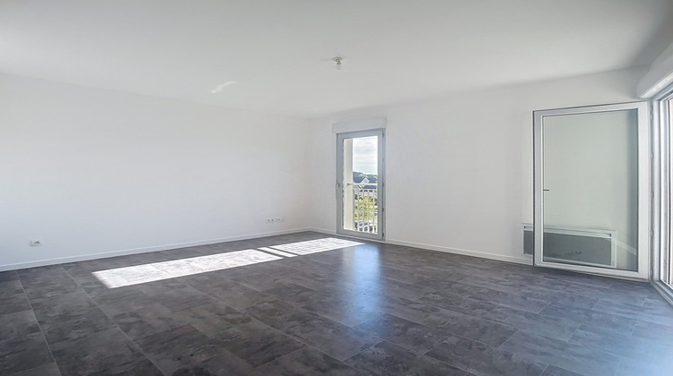 Ma-Cabane - Vente Appartement LA MEMBROLLE SUR CHOISILLE, 77 m²