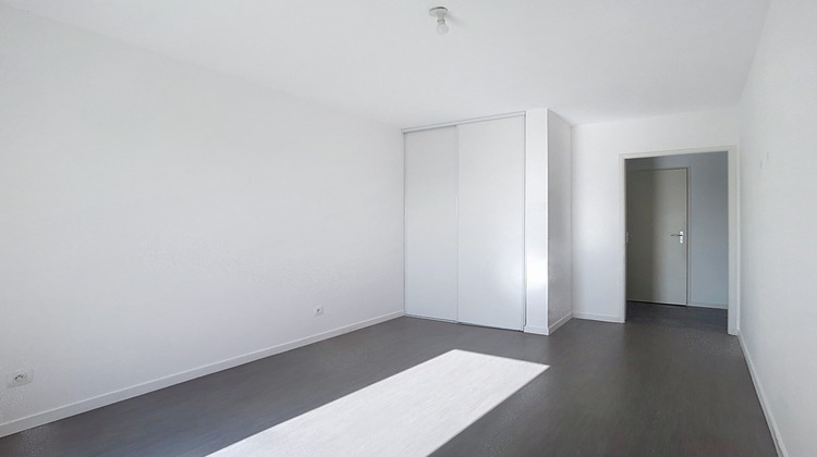 Ma-Cabane - Vente Appartement LA MEMBROLLE SUR CHOISILLE, 77 m²