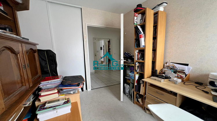 Ma-Cabane - Vente Appartement LA MEZIERE, 79 m²