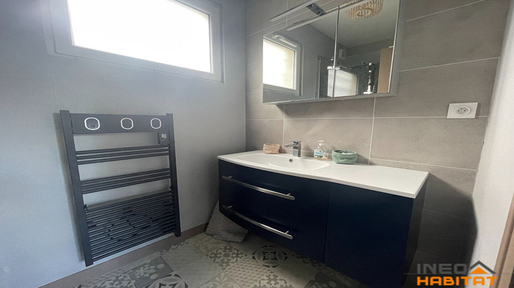 Ma-Cabane - Vente Appartement LA MEZIERE, 61 m²