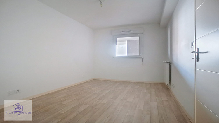 Ma-Cabane - Vente Appartement La Mézière, 77 m²