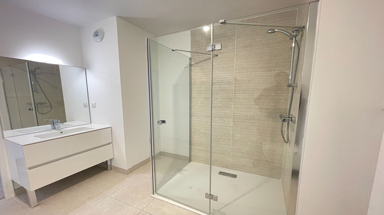 Ma-Cabane - Vente Appartement LA MEZIERE, 65 m²