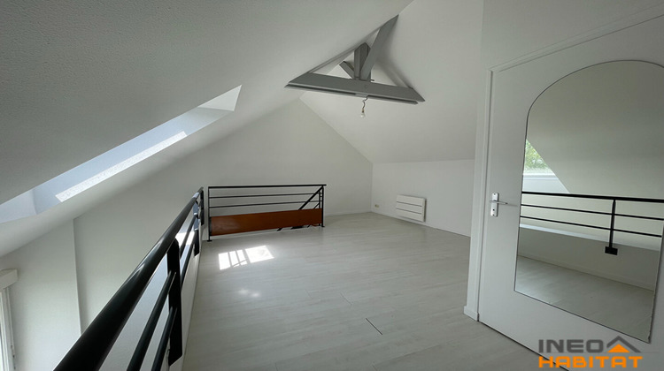 Ma-Cabane - Vente Appartement LA MEZIERE, 45 m²