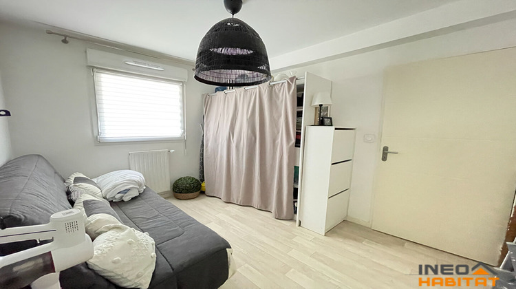 Ma-Cabane - Vente Appartement LA MEZIERE, 61 m²
