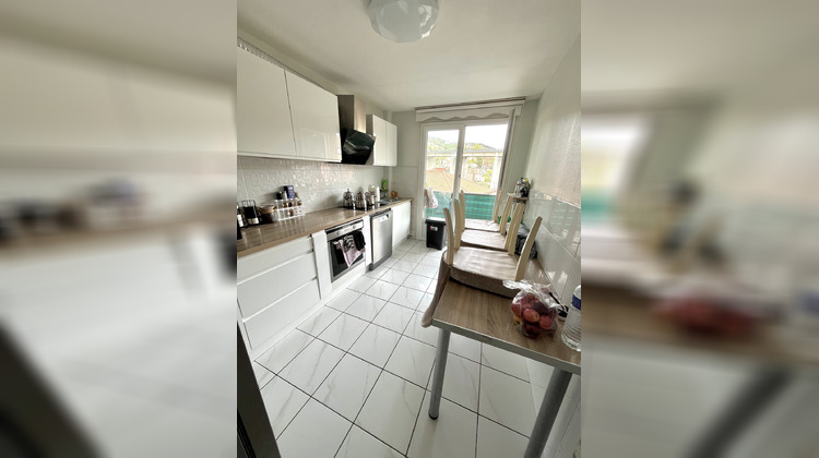 Ma-Cabane - Vente Appartement La Ricamarie, 76 m²