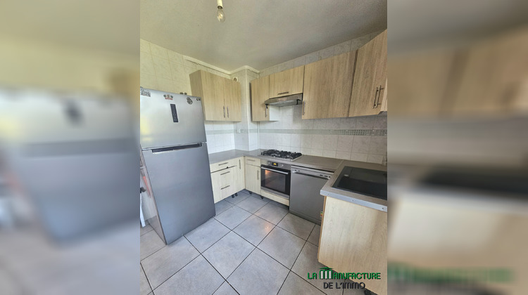 Ma-Cabane - Vente Appartement La Ricamarie, 65 m²