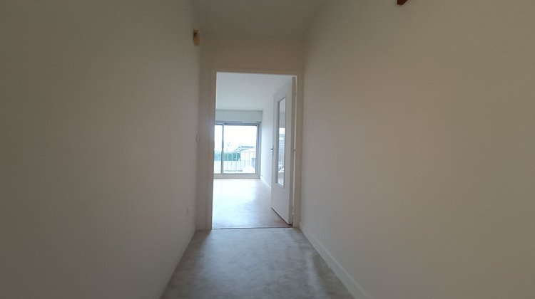 Ma-Cabane - Vente Appartement LA RICHE, 28 m²