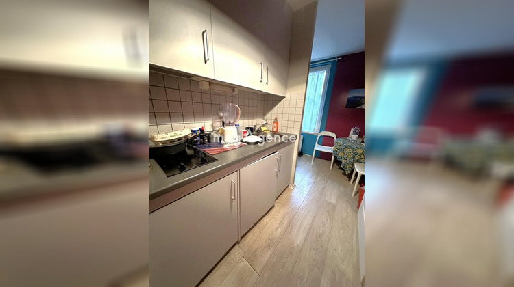 Ma-Cabane - Vente Appartement LA ROCHE POSAY, 35 m²
