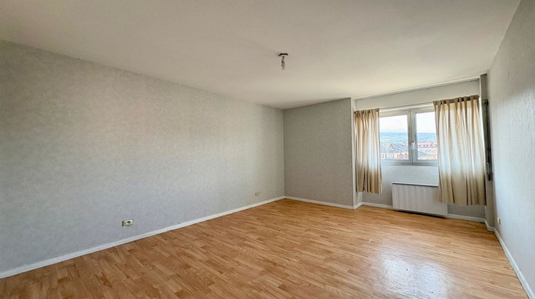 Ma-Cabane - Vente Appartement LA ROCHE SUR FORON, 82 m²