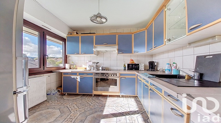 Ma-Cabane - Vente Appartement La Roche-sur-Foron, 76 m²