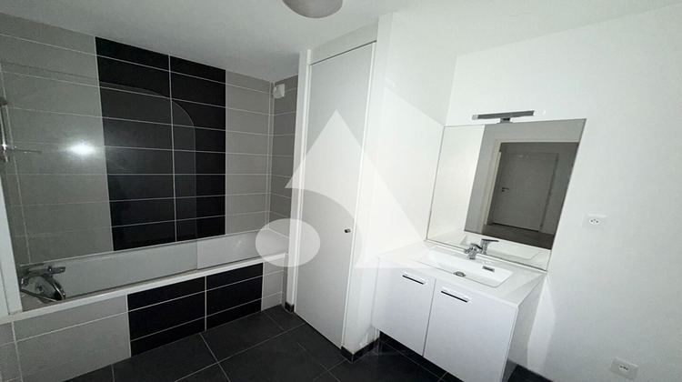 Ma-Cabane - Vente Appartement LA ROCHELLE, 64 m²