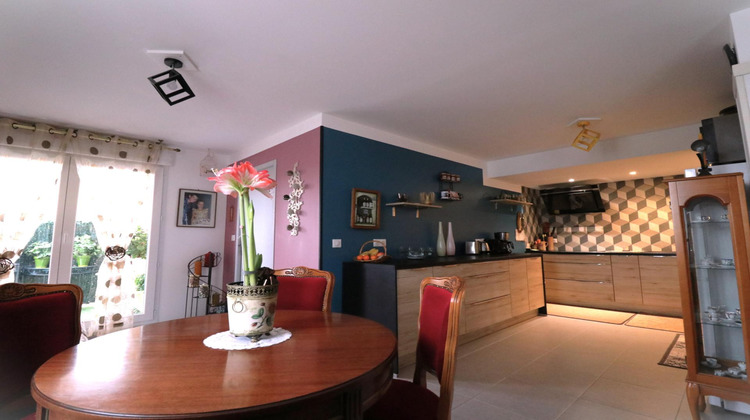 Ma-Cabane - Vente Appartement La Roque-d'Antheron, 64 m²