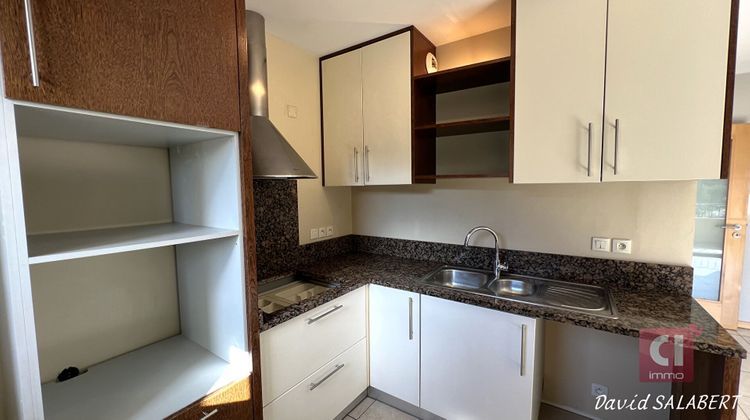 Ma-Cabane - Vente Appartement LA ROQUEBRUSSANNE, 44 m²