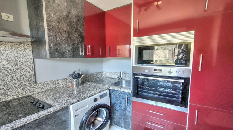 Ma-Cabane - Vente Appartement LA ROQUEBRUSSANNE, 44 m²