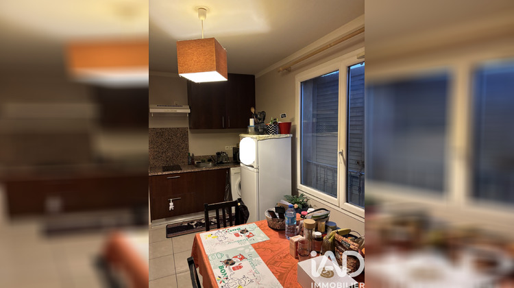 Ma-Cabane - Vente Appartement La Roquebrussanne, 29 m²