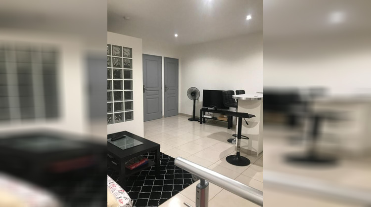 Ma-Cabane - Vente Appartement LA ROQUEBRUSSANNE, 35 m²