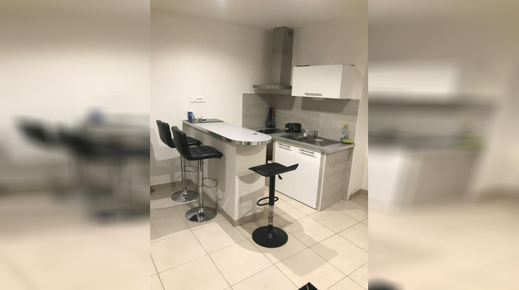 Ma-Cabane - Vente Appartement LA ROQUEBRUSSANNE, 35 m²