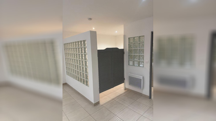 Ma-Cabane - Vente Appartement LA ROQUEBRUSSANNE, 35 m²