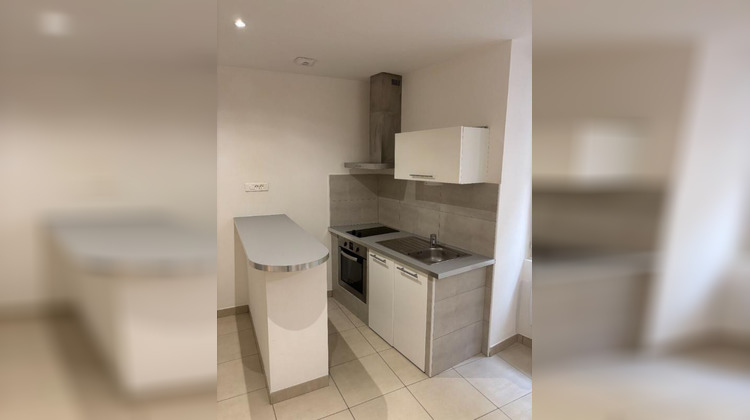 Ma-Cabane - Vente Appartement LA ROQUEBRUSSANNE, 35 m²