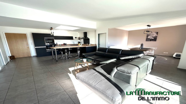 Ma-Cabane - Vente Appartement La Talaudière, 103 m²