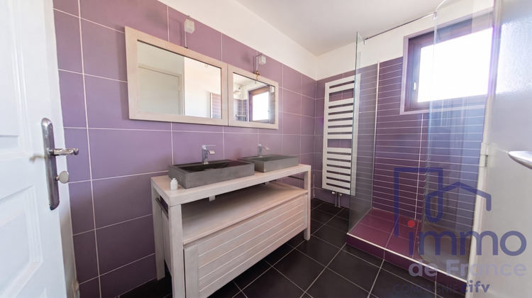 Ma-Cabane - Vente Appartement La Talaudière, 97 m²