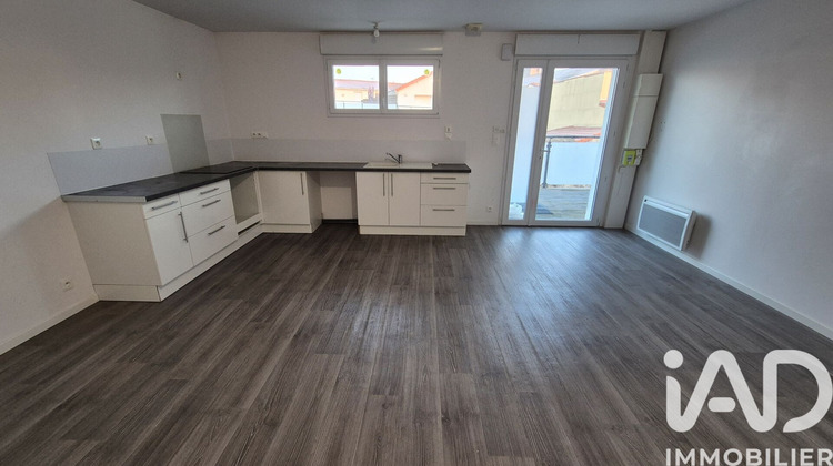 Ma-Cabane - Vente Appartement La Tessoualle, 64 m²