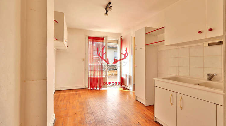 Ma-Cabane - Vente Appartement LA TOUR-DE-SALVAGNY, 36 m²