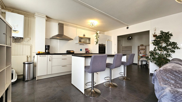 Ma-Cabane - Vente Appartement LA TOUR-DU-PIN, 79 m²