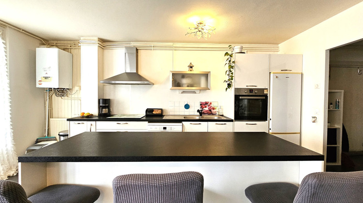 Ma-Cabane - Vente Appartement LA TOUR-DU-PIN, 79 m²