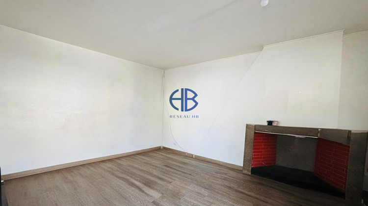 Ma-Cabane - Vente Appartement LA TOUR-DU-PIN, 49 m²