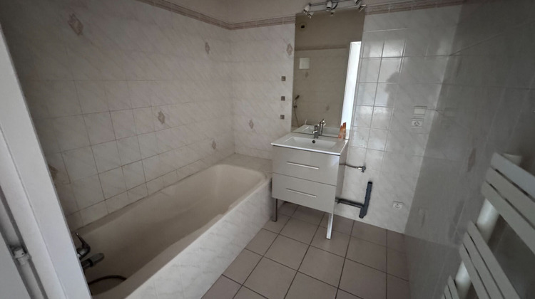 Ma-Cabane - Vente Appartement LA TRONCHE, 69 m²