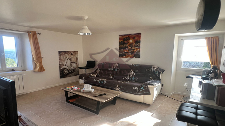 Ma-Cabane - Vente Appartement LA VERNAREDE, 73 m²