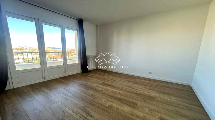 Ma-Cabane - Vente Appartement La Verpillière, 75 m²