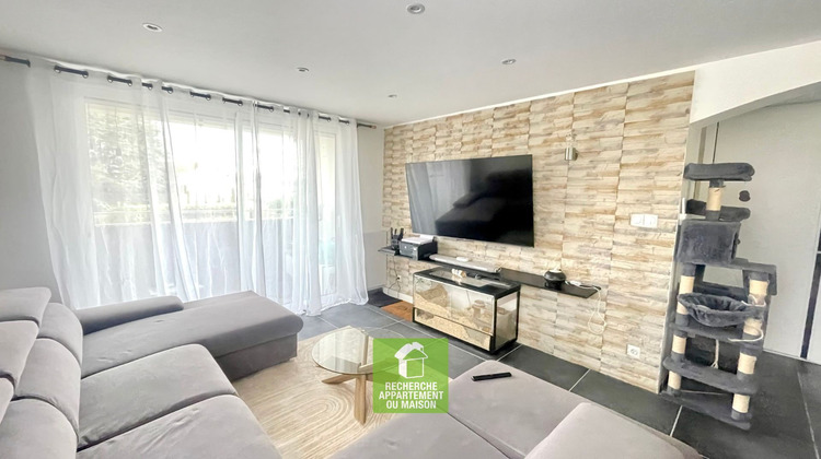 Ma-Cabane - Vente Appartement LA VERPILLIERE, 64 m²
