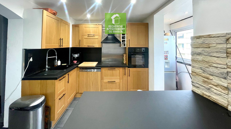 Ma-Cabane - Vente Appartement LA VERPILLIERE, 64 m²