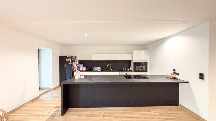 Ma-Cabane - Vente Appartement LA VERPILLIERE, 115 m²