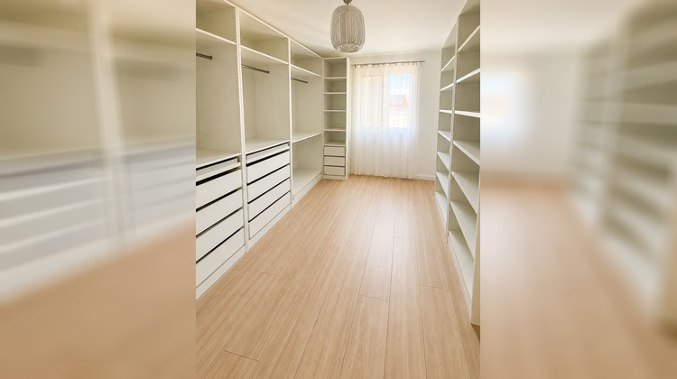 Ma-Cabane - Vente Appartement LA VERPILLIERE, 115 m²
