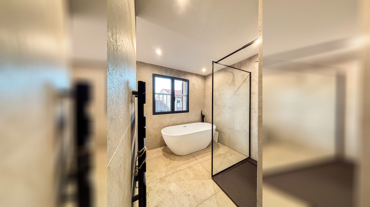 Ma-Cabane - Vente Appartement LA VERPILLIERE, 115 m²