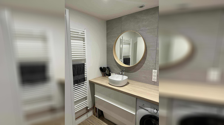 Ma-Cabane - Vente Appartement LAGNIEU, 70 m²