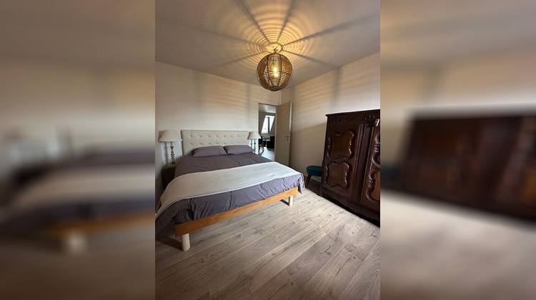 Ma-Cabane - Vente Appartement LAGUIOLE, 98 m²