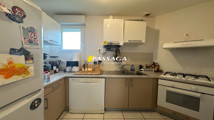 Ma-Cabane - Vente Appartement LAISSAC, 59 m²