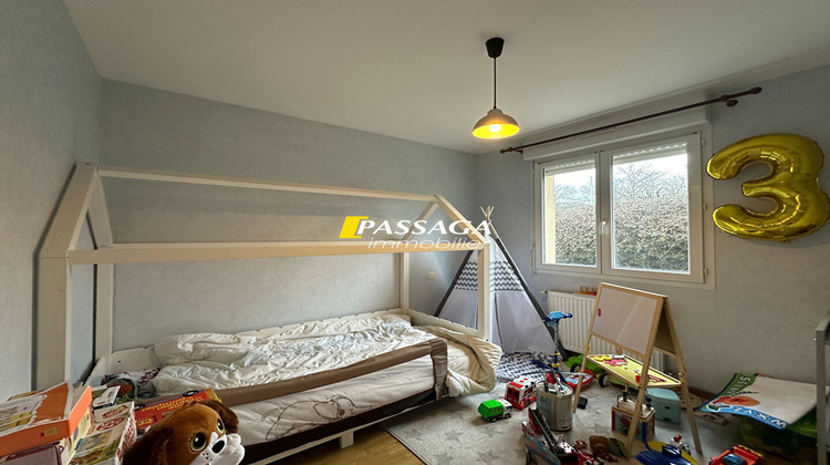 Ma-Cabane - Vente Appartement LAISSAC, 59 m²