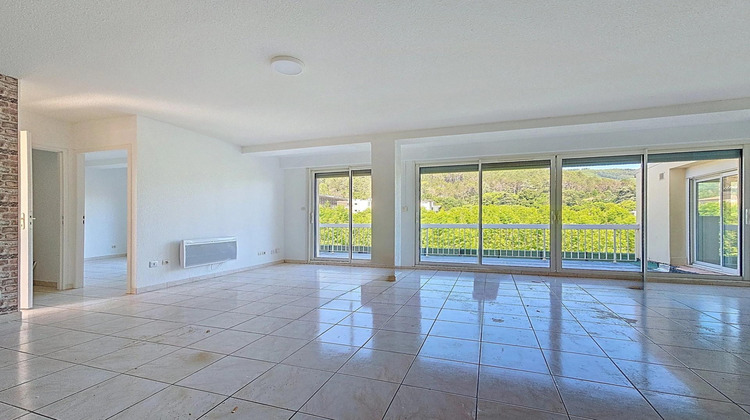 Ma-Cabane - Vente Appartement Lamalou-les-Bains, 81 m²