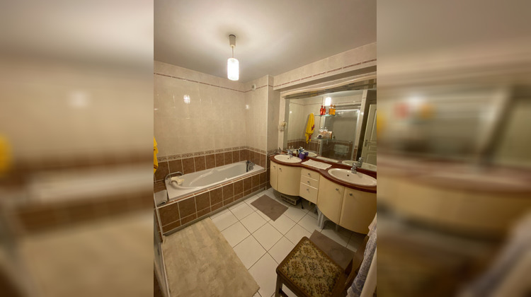 Ma-Cabane - Vente Appartement LAMBALLE, 110 m²