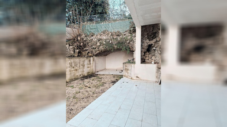 Ma-Cabane - Vente Appartement LAMBESC, 87 m²