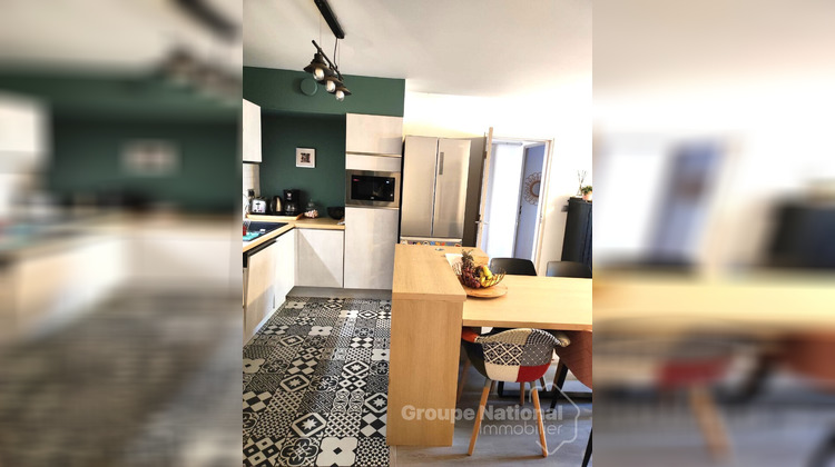 Ma-Cabane - Vente Appartement LAMBESC, 85 m²
