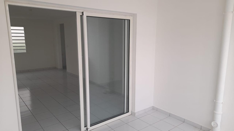 Ma-Cabane - Vente Appartement Lamentin, 61 m²